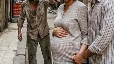 كان فى رجل مجنون.. حكايات منى السيد 