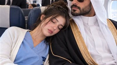 نامت على كتف الشيخ